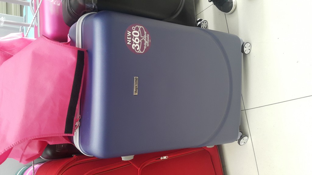 Hard Shell Three Set Trolley Bags with Front and Back Wheels